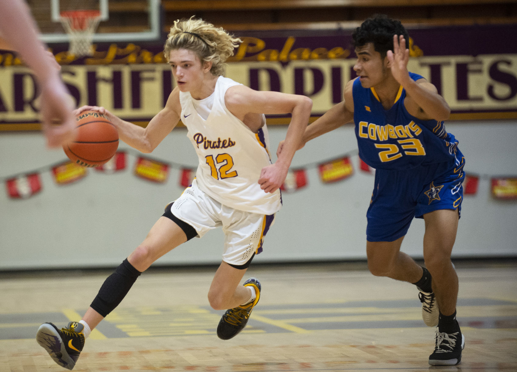 Les Schwab South Coast Holiday Basketball Tournament